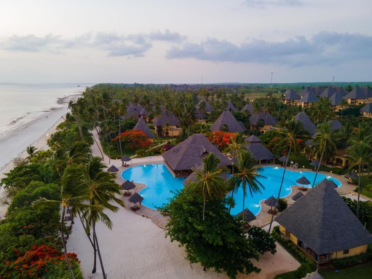 Neptune Pwani Beach Resort & Spa Zanzibar Kiwengwa  Exterior photo
