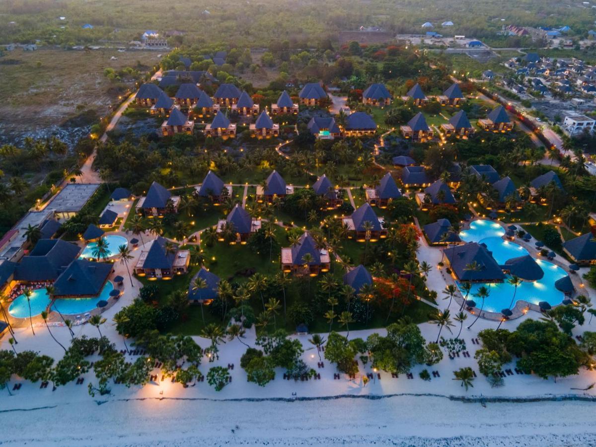 Neptune Pwani Beach Resort & Spa Zanzibar Kiwengwa  Exterior photo