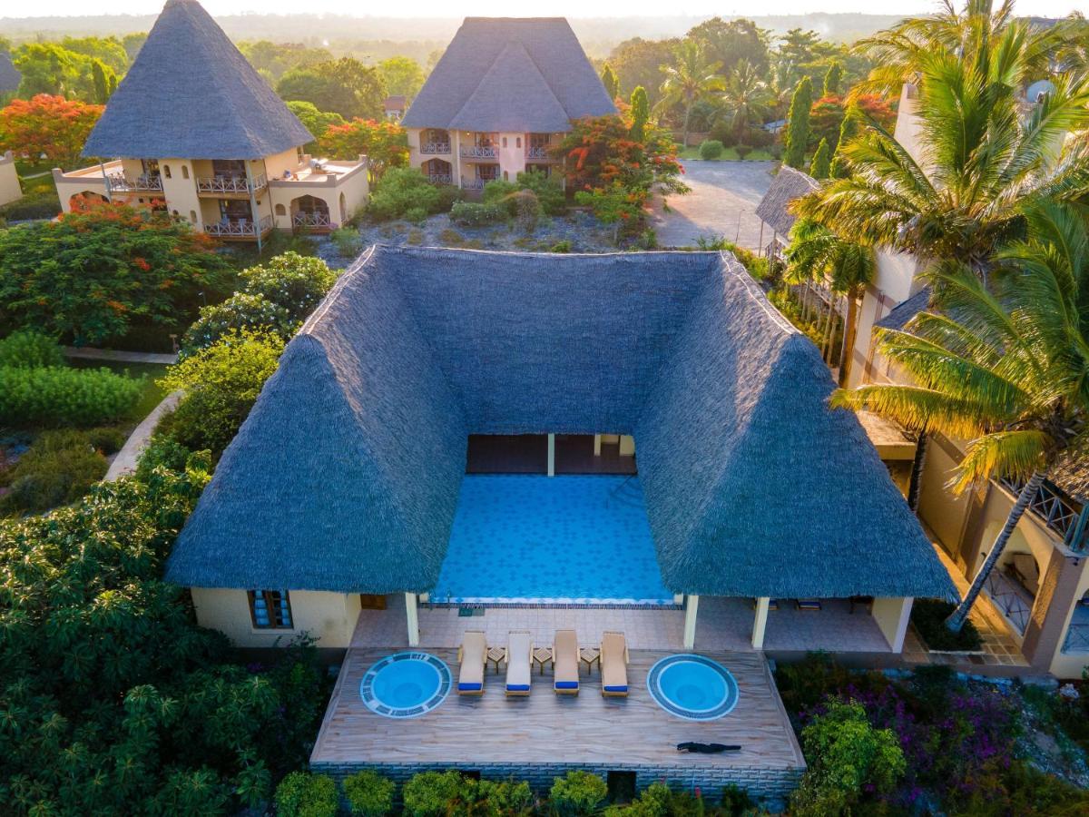Neptune Pwani Beach Resort & Spa Zanzibar Kiwengwa  Exterior photo