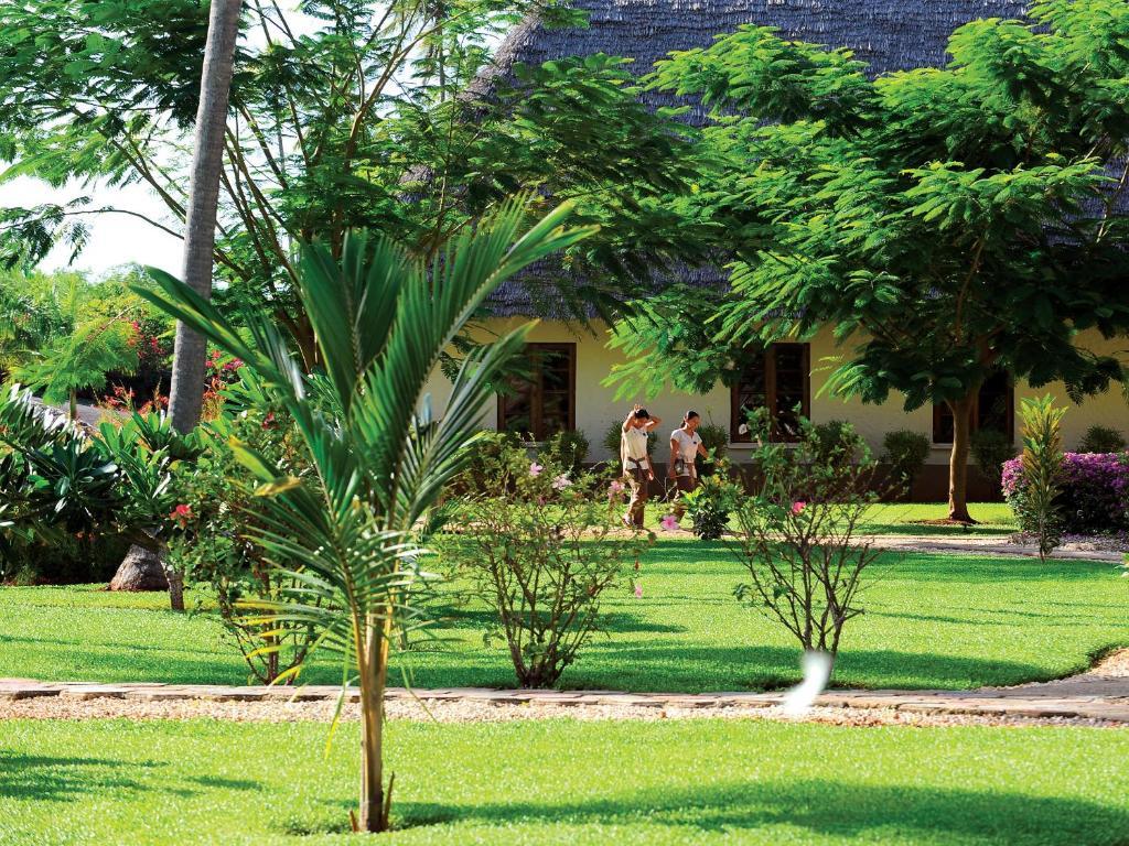 Neptune Pwani Beach Resort & Spa Zanzibar Kiwengwa  Exterior photo